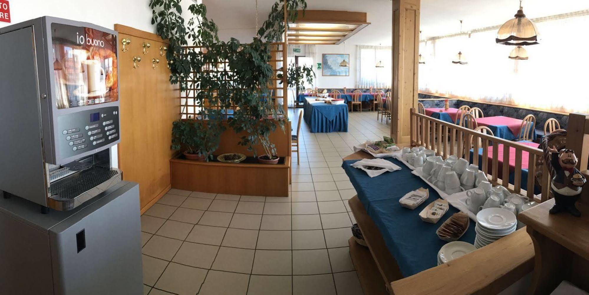 Hotel & Residence Montana Fai della Paganella Dış mekan fotoğraf