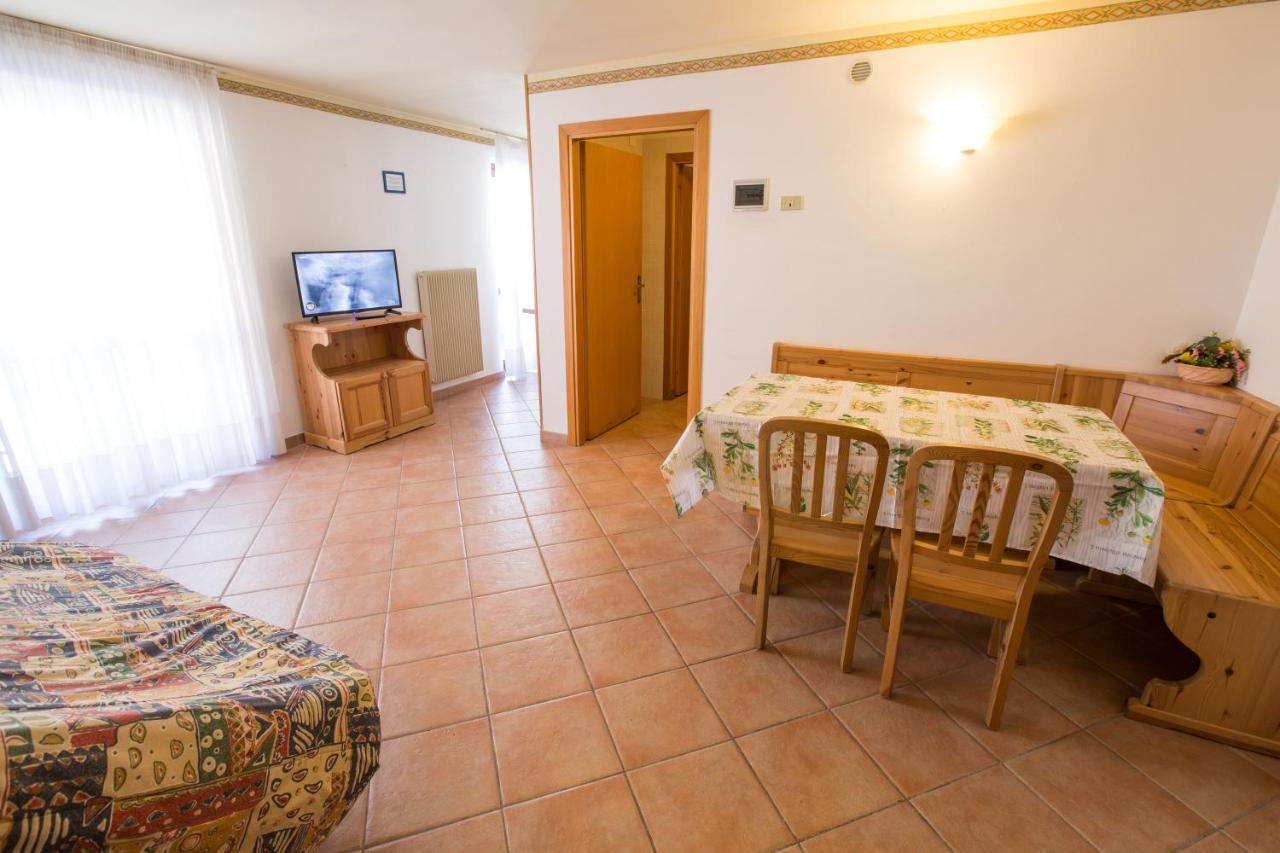 Hotel & Residence Montana Fai della Paganella Dış mekan fotoğraf
